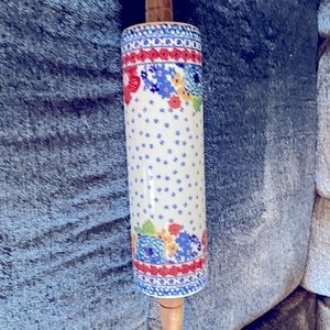 Pioneer Woman Dazzling Dahlia rolling pin.